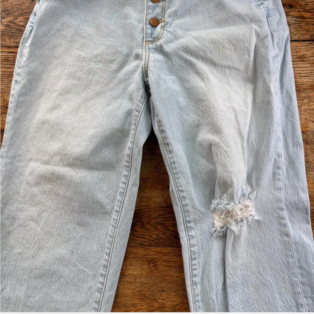 Universal Thread High Rise Light Blue Jeans - Picture 2 of 7